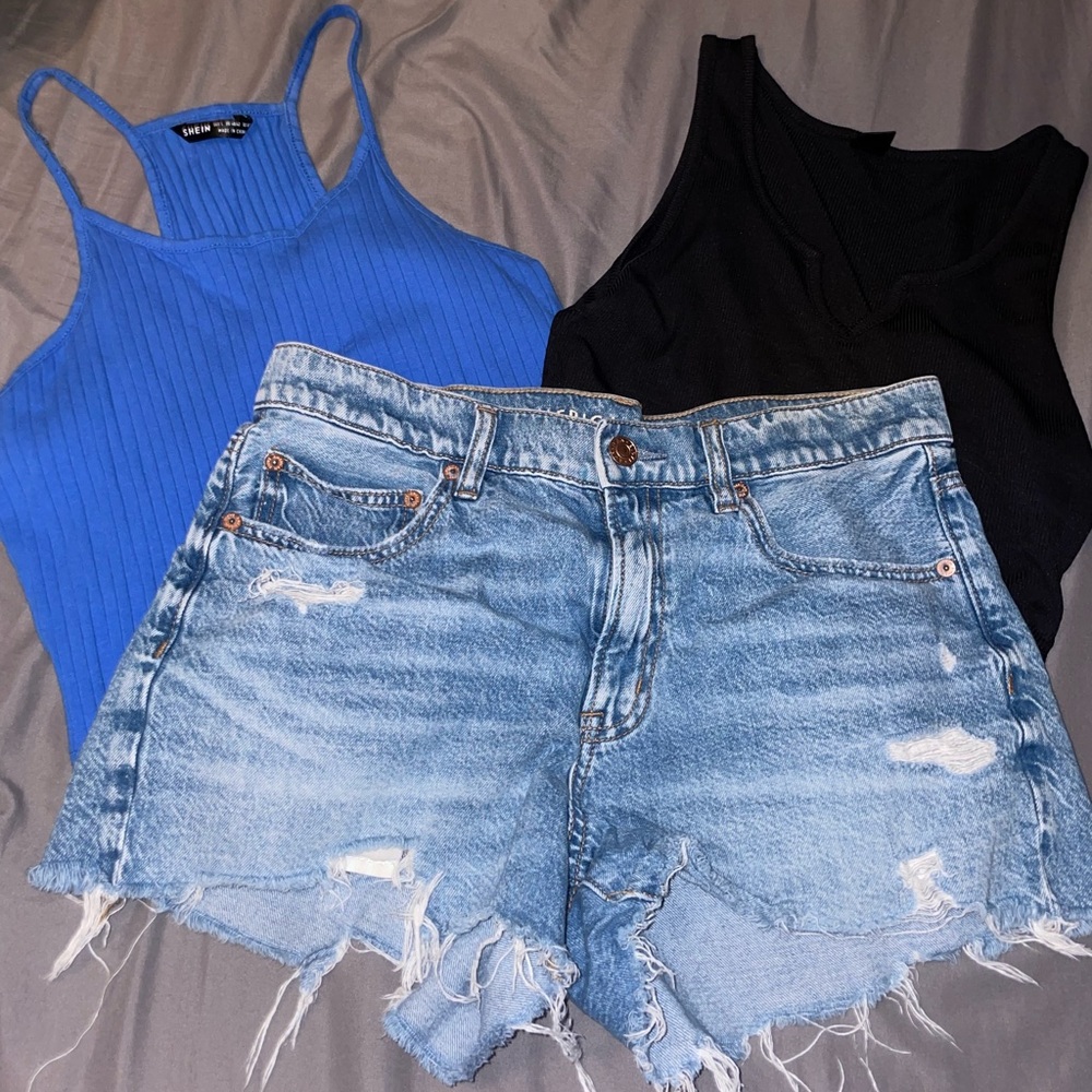 Women’s American Eagle Boyfriend Jean shorts
